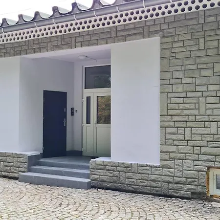 Rabarbar شقة أوسترون