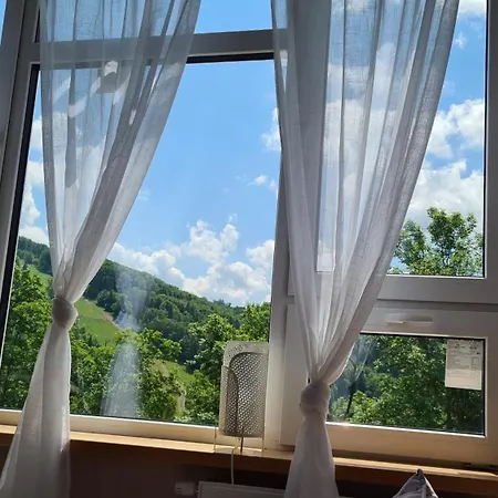 شقة Rabarbar أوسترون